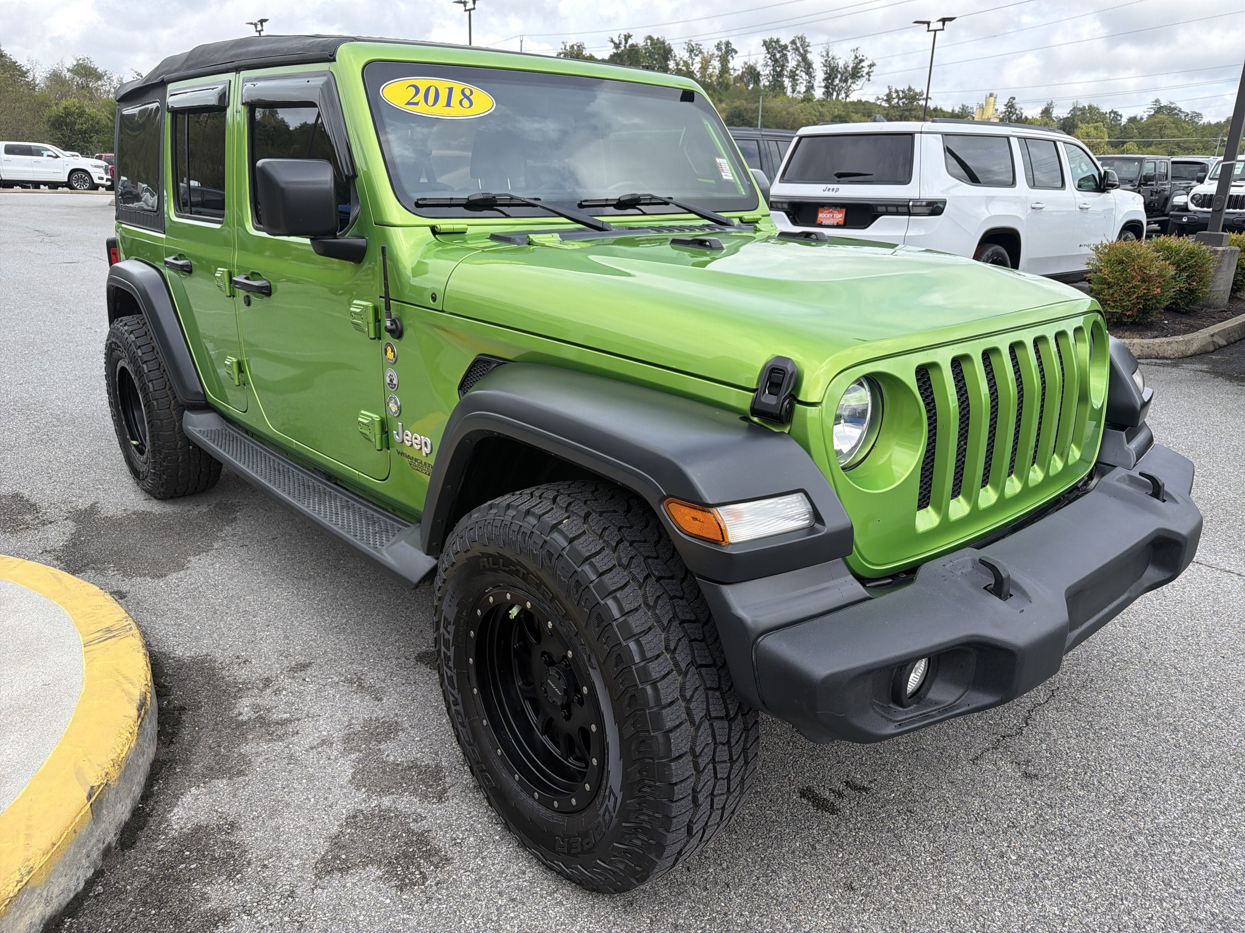 Used 2018 Jeep Wrangler Unlimited Sport S AWD/4WD image 5