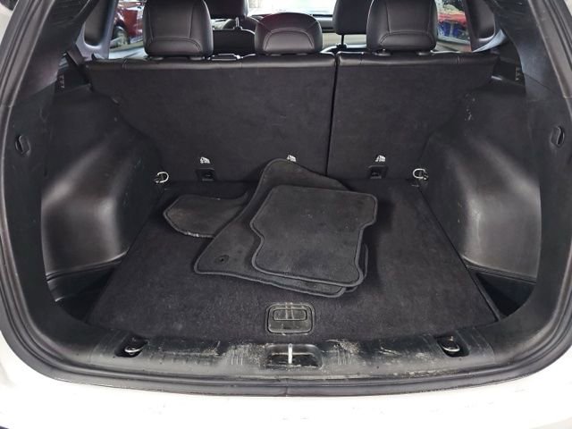 Used 2025 Jeep Compass Limited image 16