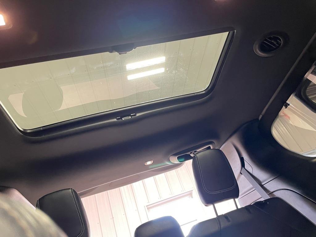 Used 2019 Chrysler Pacifica Limited w/ Advanced Safetytec Group image 41