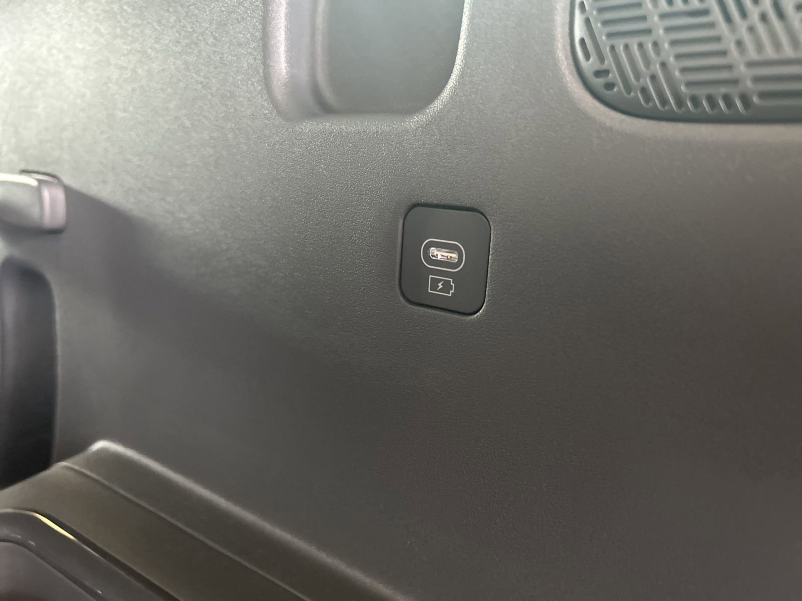 New 2026 Kia EV9 Wind image 13