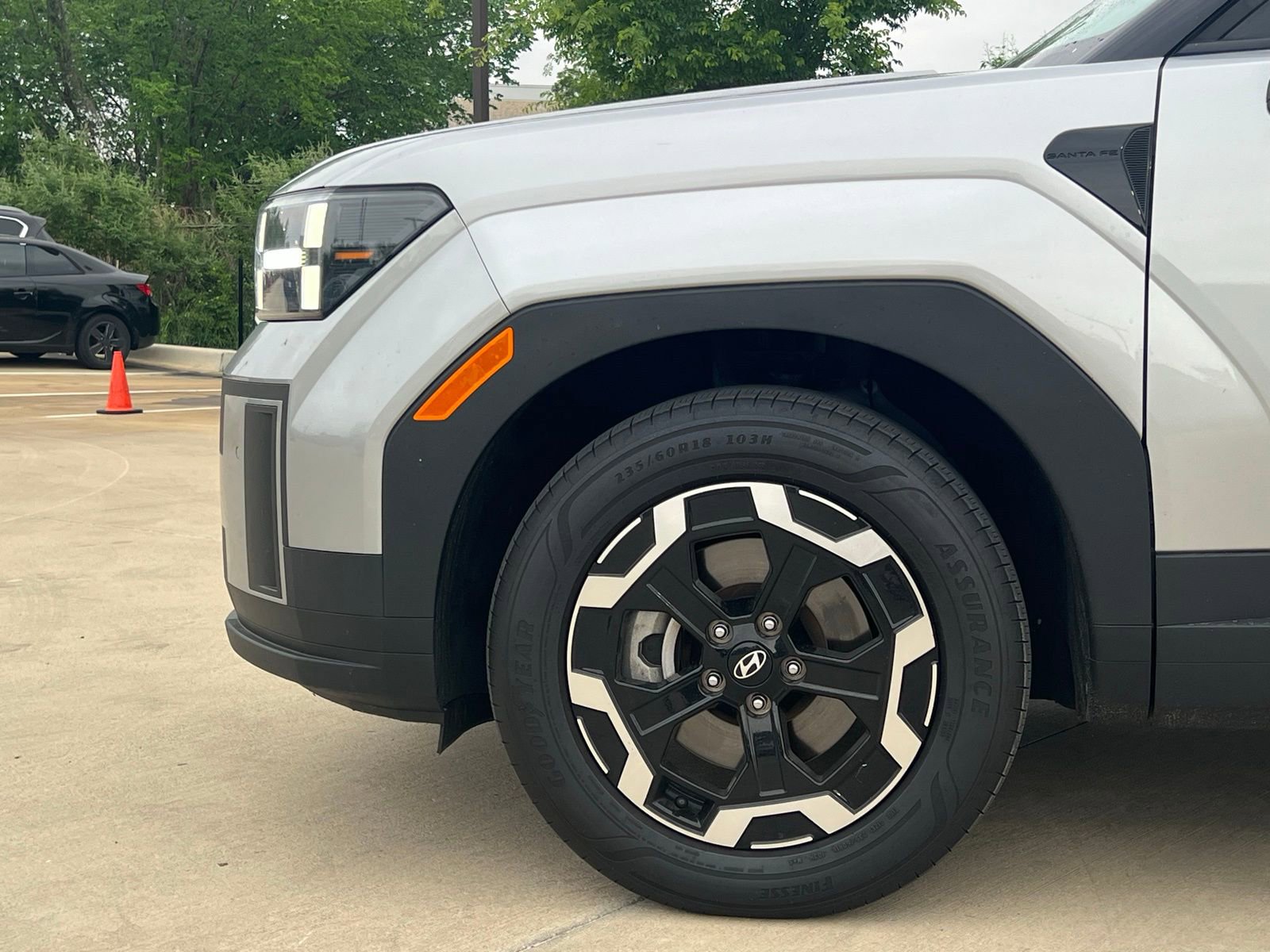 Used 2025 Hyundai Santa Fe SEL image 8
