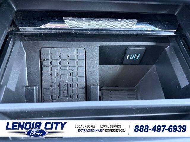 Certified 2024 Ford F350 Lariat w/ Lariat Ultimate Package AWD/4WD image 27