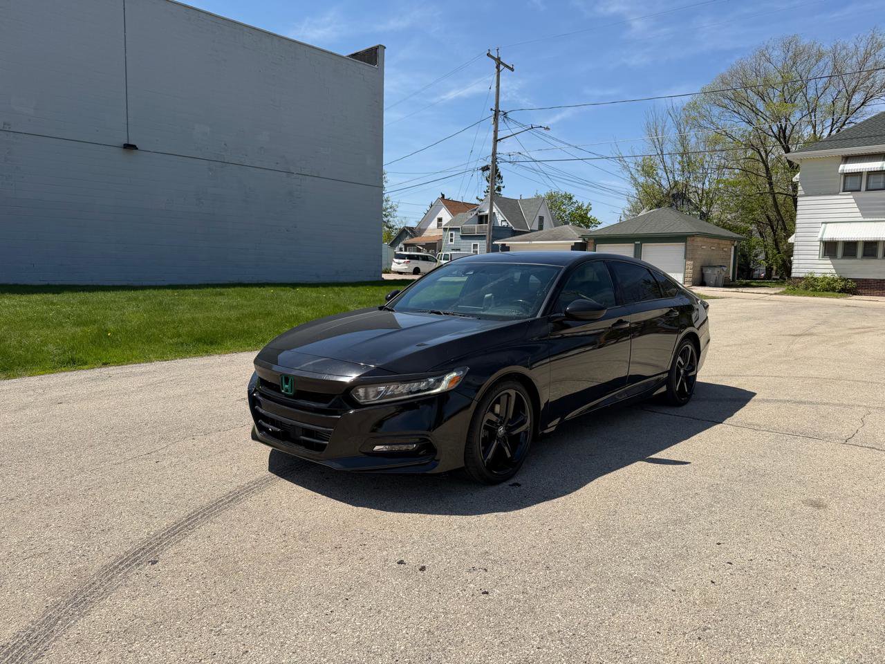Used 2020 Honda Accord Sport image 3