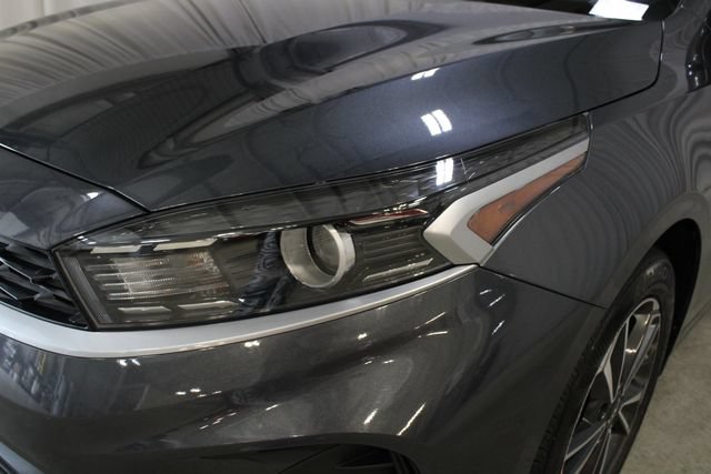 Used 2023 Kia Forte LXS w/ LXS Technology Package FWD image 33
