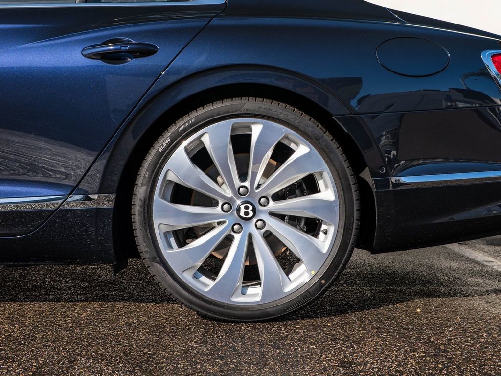 New 2026 Bentley Flying Spur Plug-In Hybrid AWD/4WD image 12
