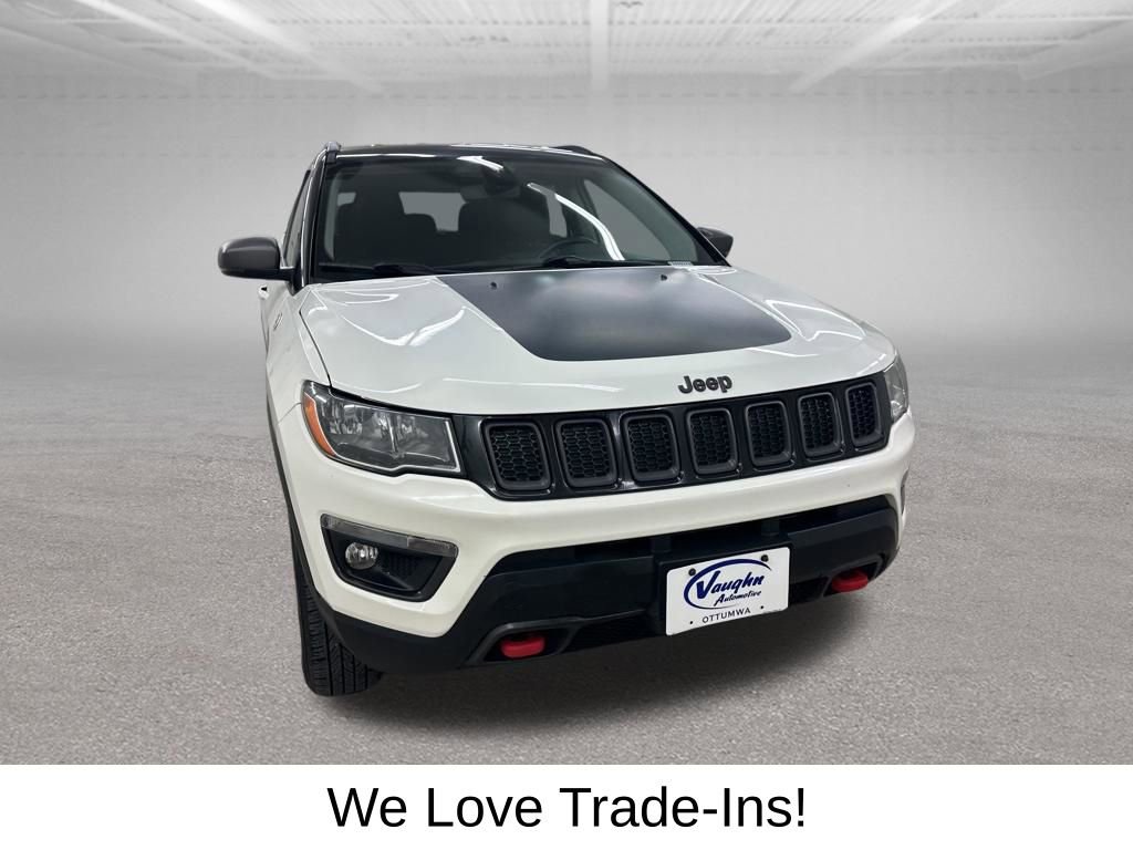 Used 2019 Jeep Compass Trailhawk image 3