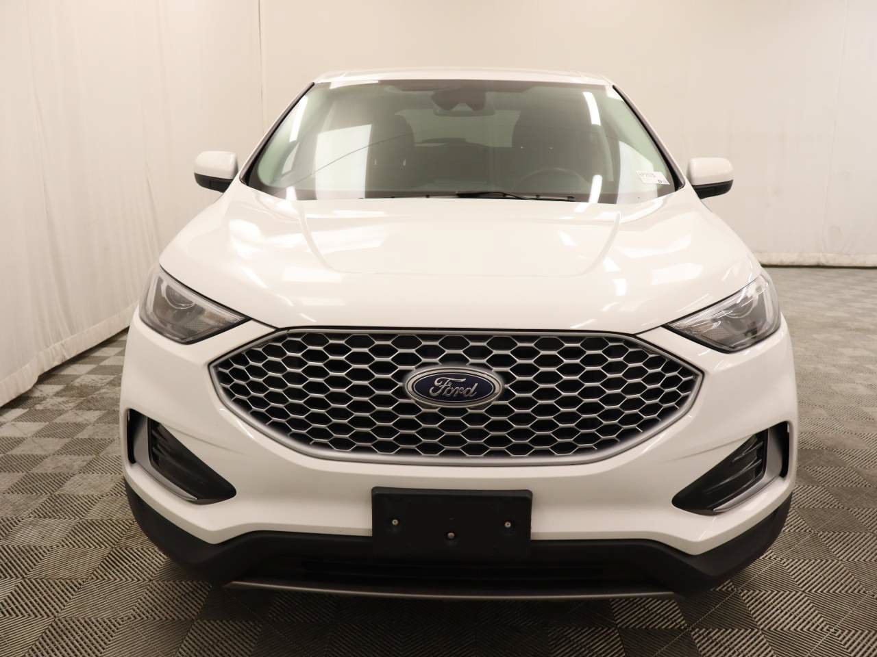 Used 2024 Ford Edge SEL AWD/4WD image 4
