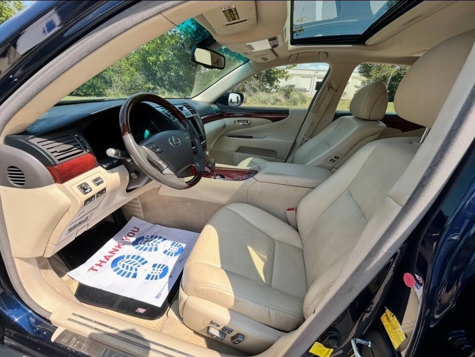 Used 2012 Lexus LS 460 image 12