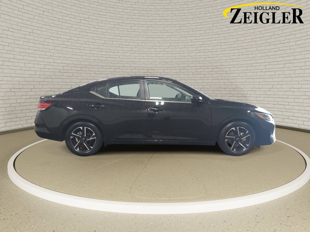 Certified 2025 Nissan Sentra SV FWD image 4