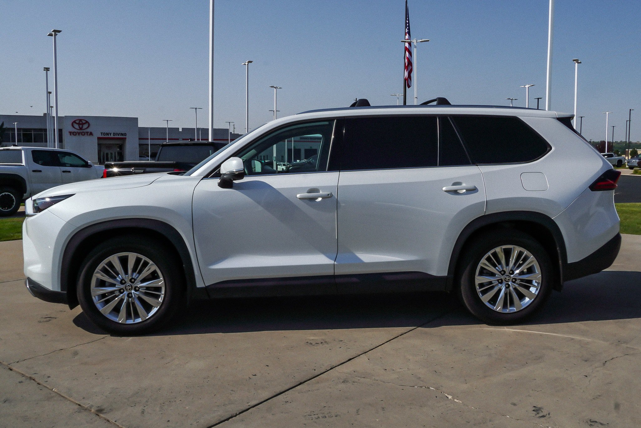 Certified 2025 Toyota Grand Highlander AWD image 5