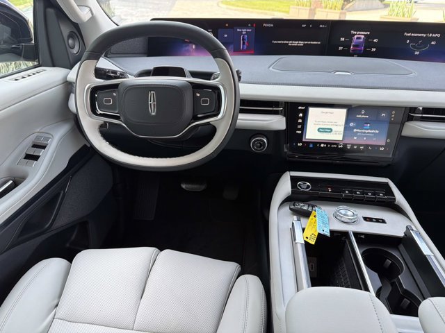 New 2026 Lincoln Navigator Reserve AWD/4WD image 26