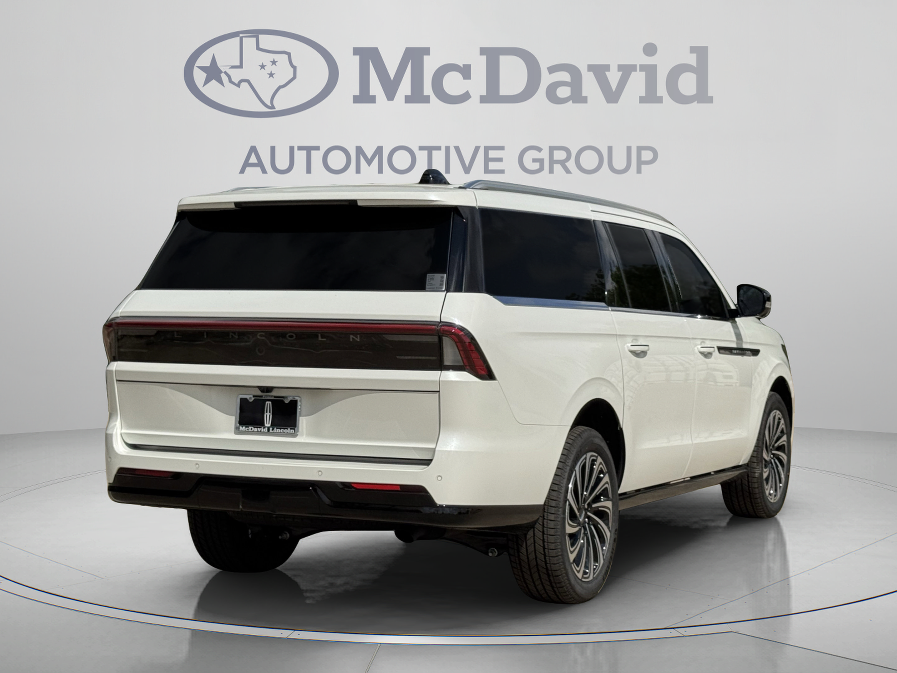 New 2026 Lincoln Navigator L Black Label AWD/4WD image 7