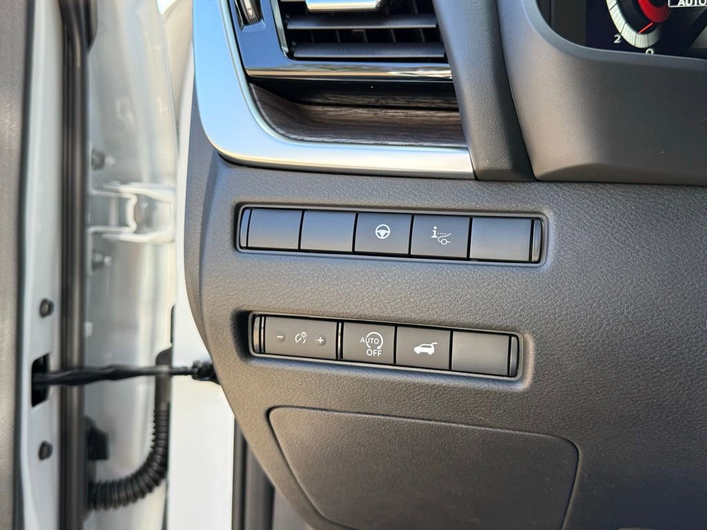 New 2026 Nissan Rogue Platinum w/ Platinum Premium Package image 12