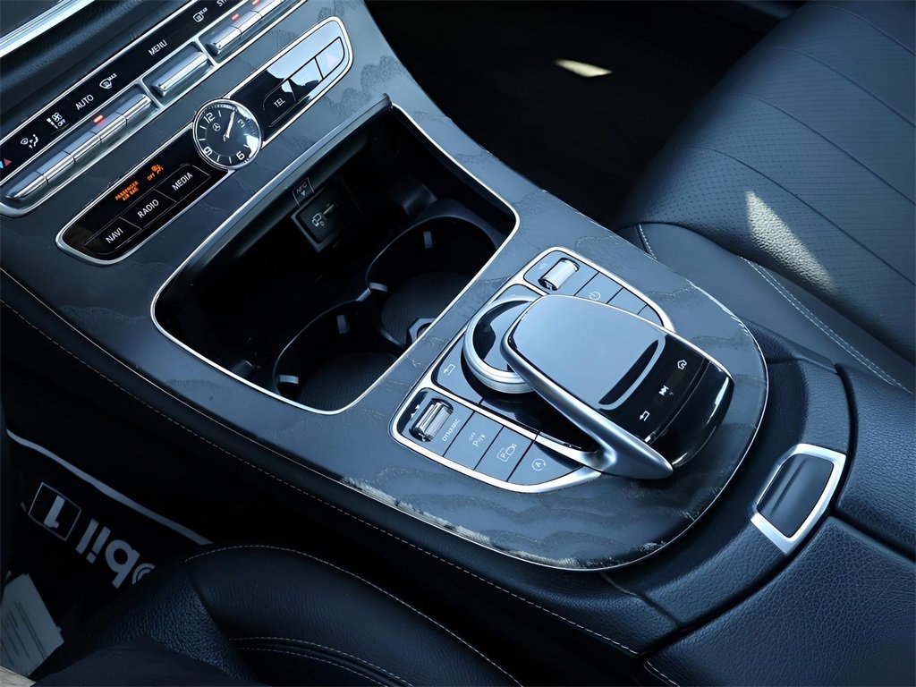 Used 2019 Mercedes-Benz E 300 4MATIC image 28
