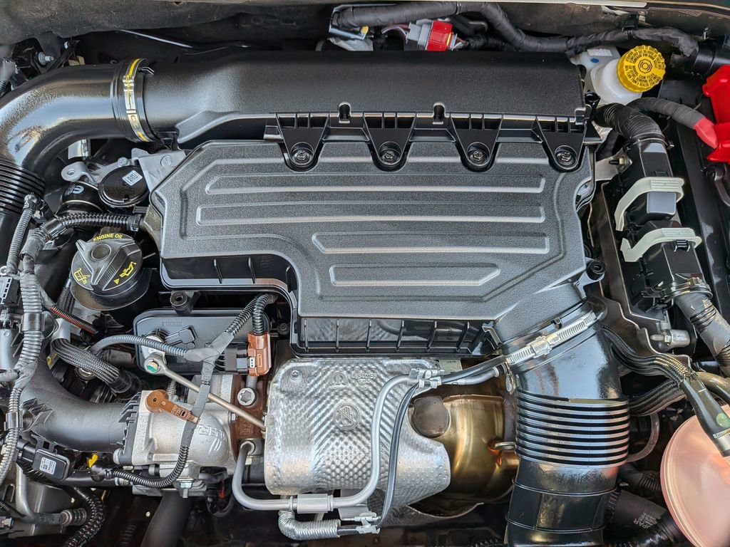 Used 2023 Jeep Renegade Latitude AWD/4WD image 12