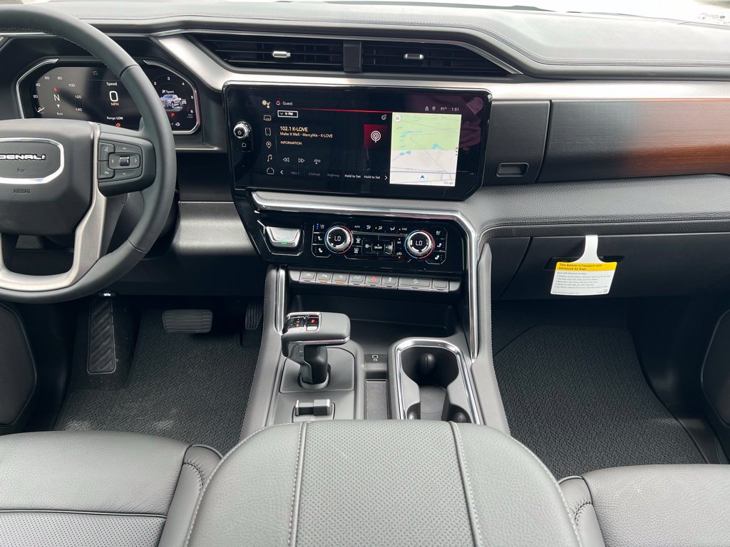 New 2026 GMC Sierra 1500 Denali w/ Denali Reserve Package AWD/4WD image 11