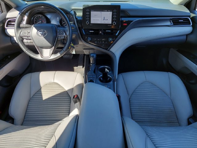 Certified 2022 Toyota Camry SE w/ Cold Weather Package AWD/4WD image 3