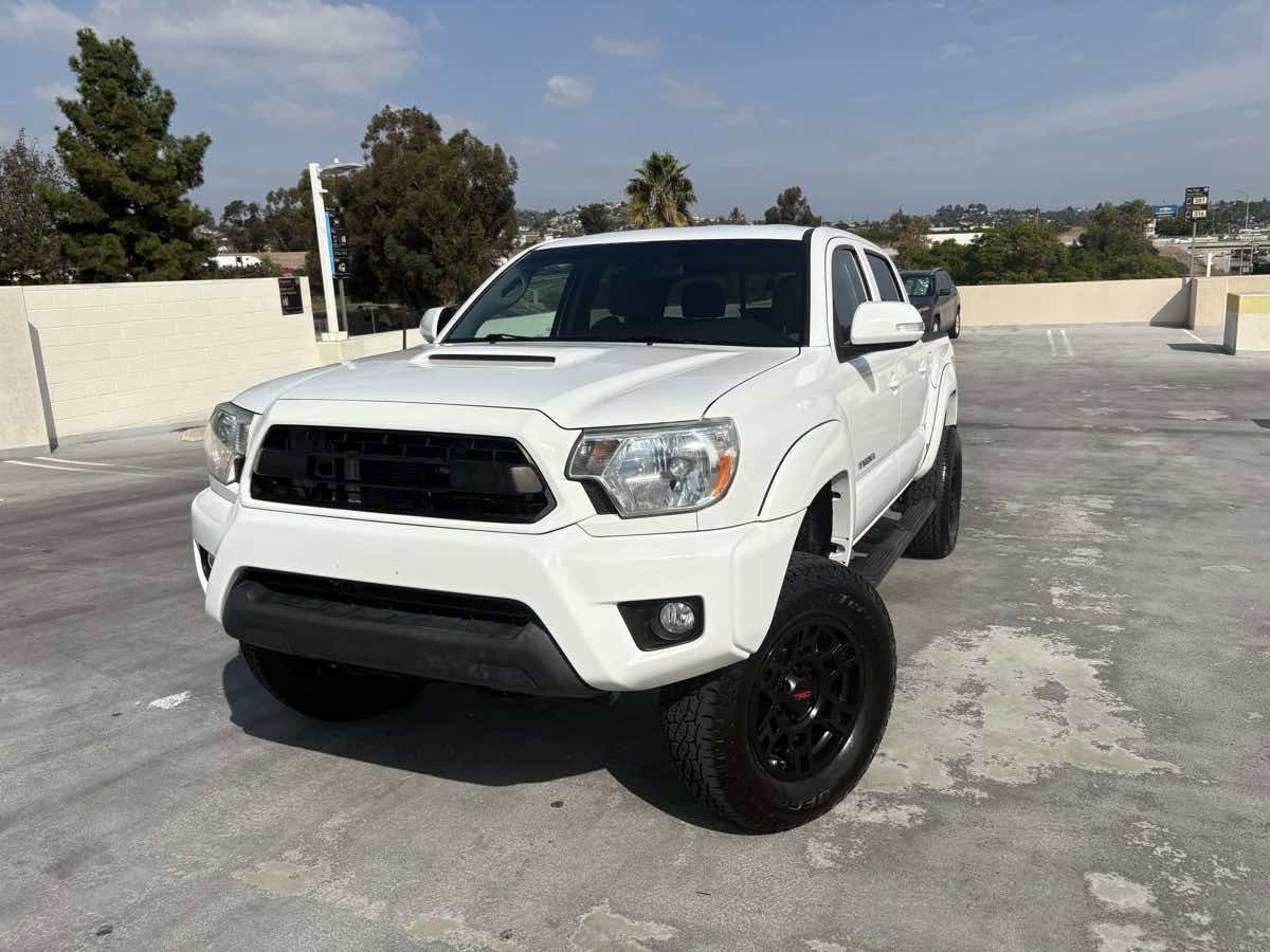 Used 2014 Toyota Tacoma PreRunner image 4