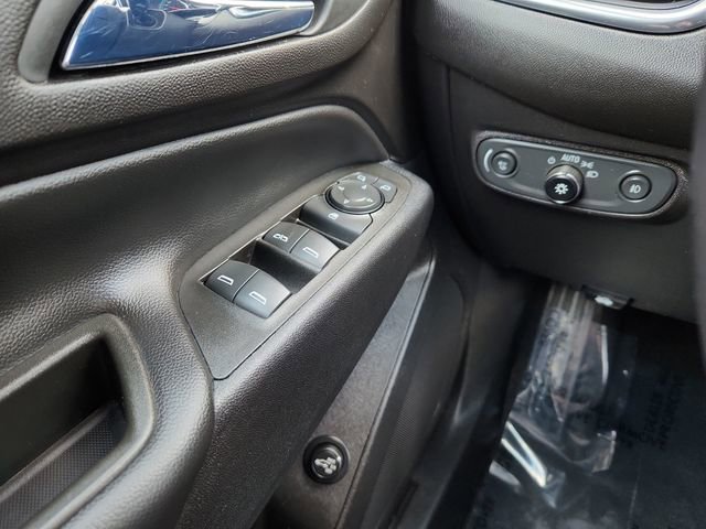 Used 2020 Chevrolet Equinox LT image 38
