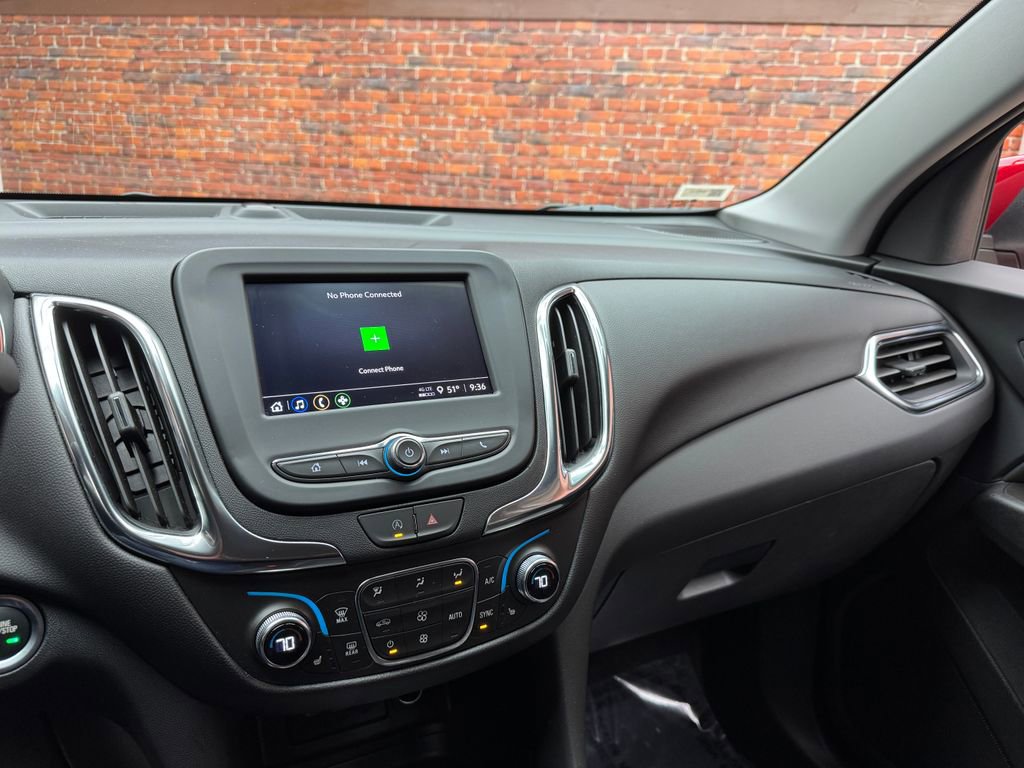 Used 2023 Chevrolet Equinox LT FWD image 17