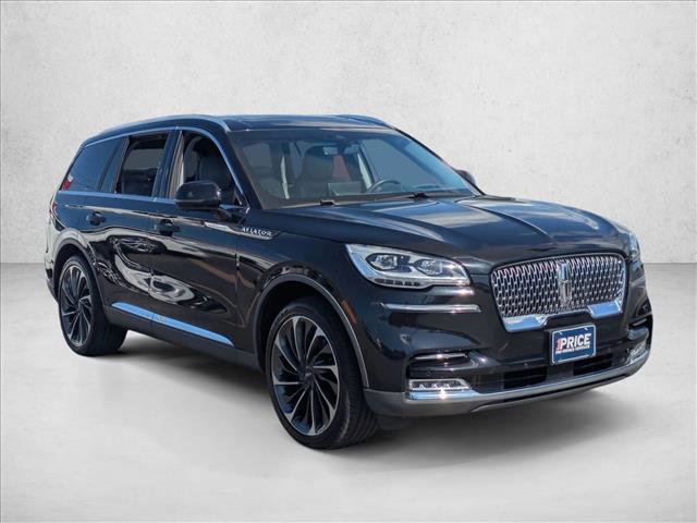 Used 2020 Lincoln Aviator Reserve w/ Equipment Group 202A image 3