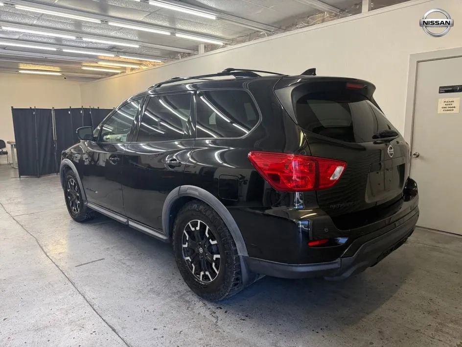 Used 2019 Nissan Pathfinder SV w/ Rock Creek Edition FWD image 8