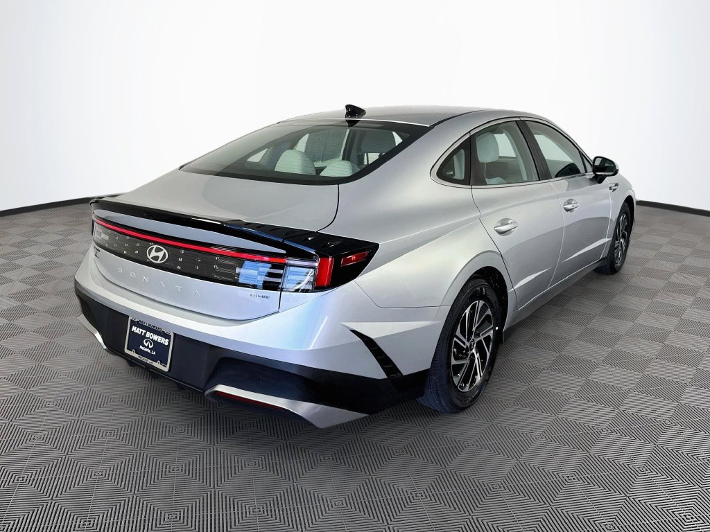 Used 2026 Hyundai Sonata Blue FWD image 5