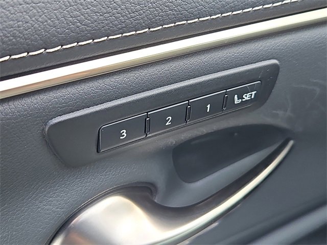Used 2023 Lexus ES 350 w/ Premium Package image 19