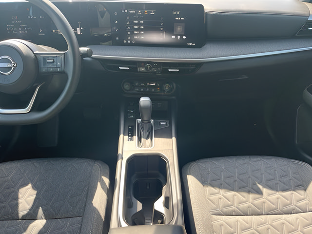 Used 2026 Nissan Kicks SV w/ Cold Weather Package AWD/4WD image 23