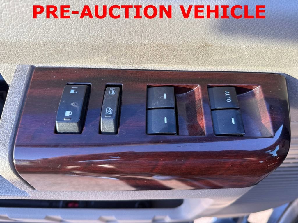 Used 2010 Ford F250 Lariat image 23
