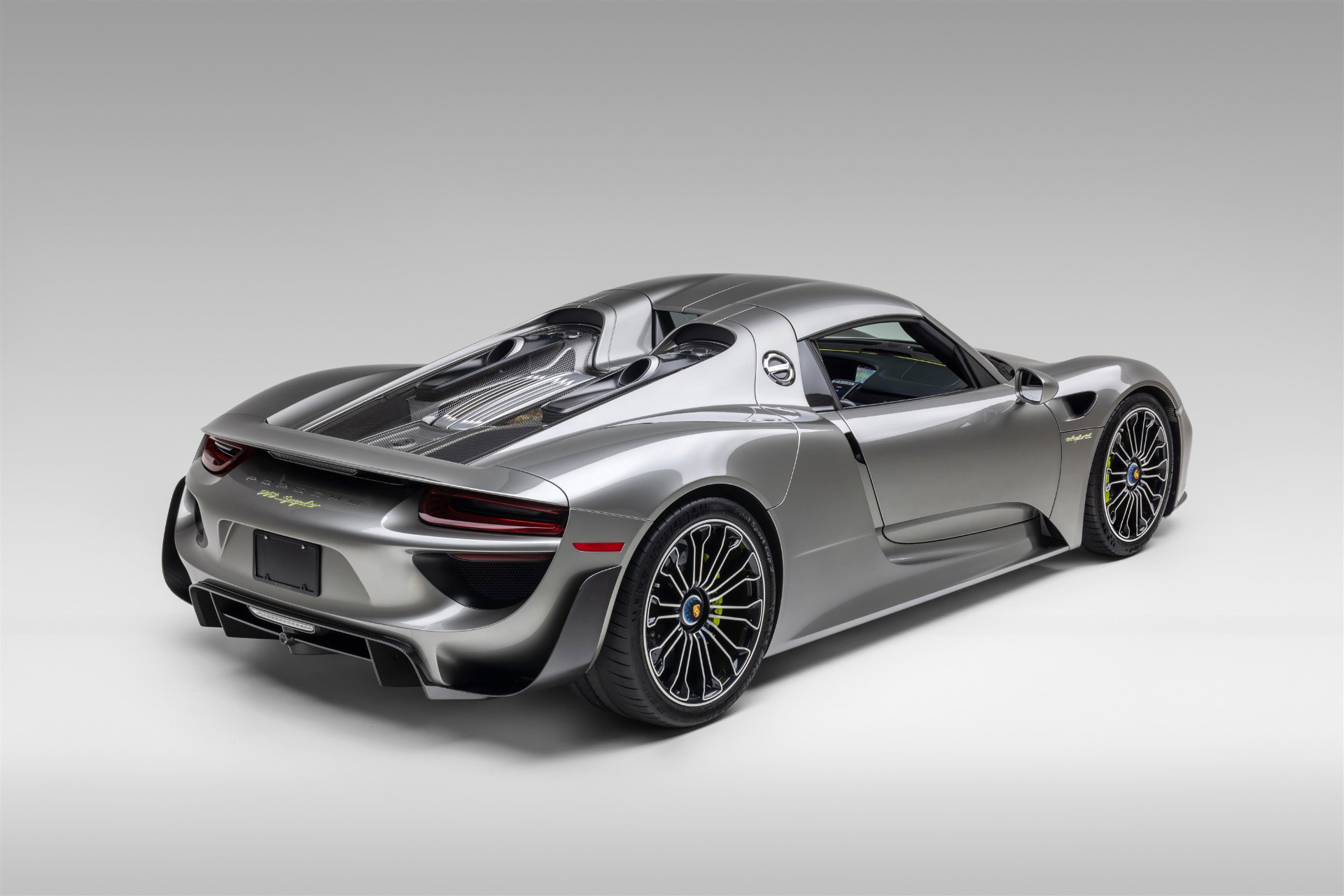 Used 2015 Porsche 918 Spyder AWD/4WD image 12