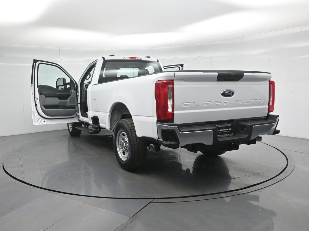 New 2026 Ford F350 XL w/ XL Chrome Package image 29