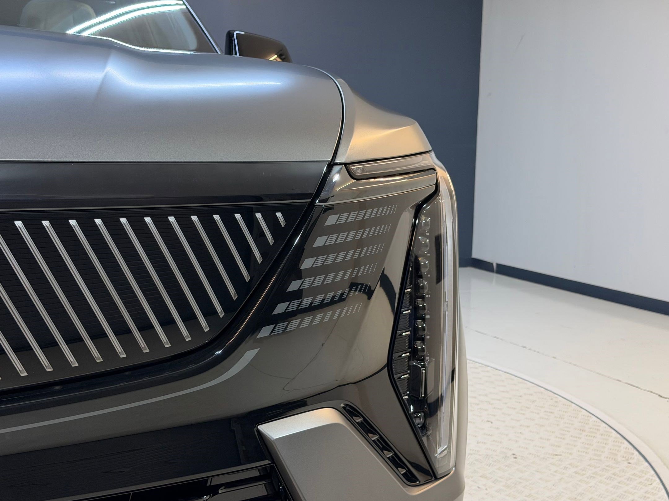 New 2026 Cadillac Escalade IQL Sport 1 AWD/4WD image 10