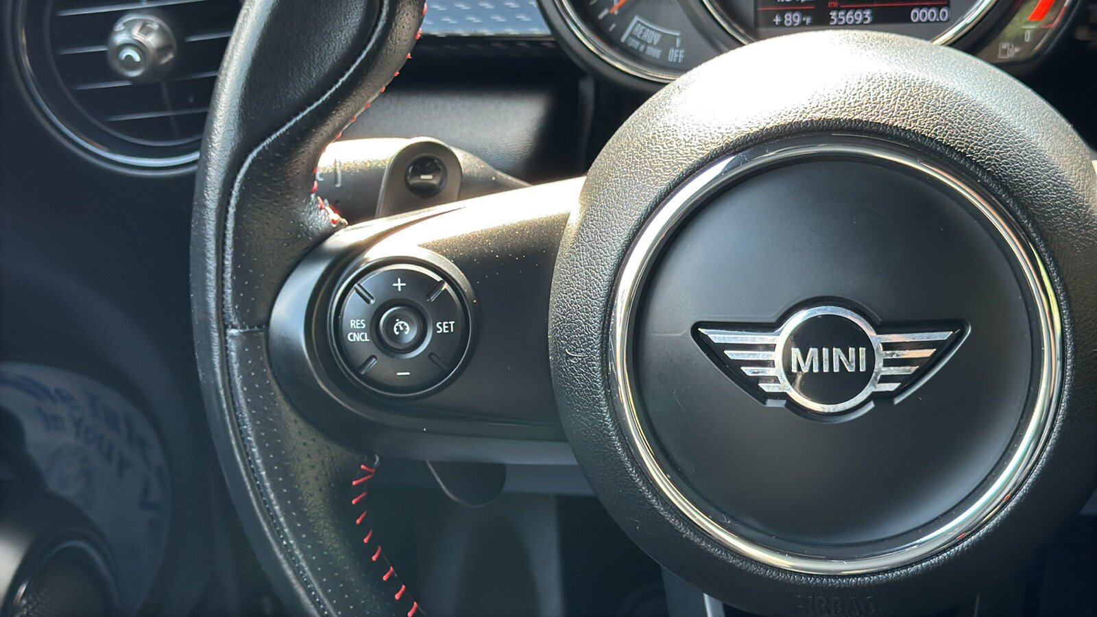 Used 2019 MINI Cooper S FWD image 24