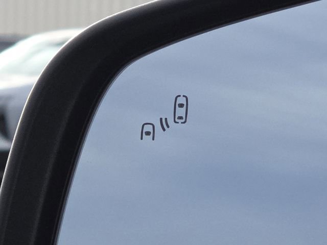 Certified 2021 Buick Encore Preferred w/ Safety Package image 7