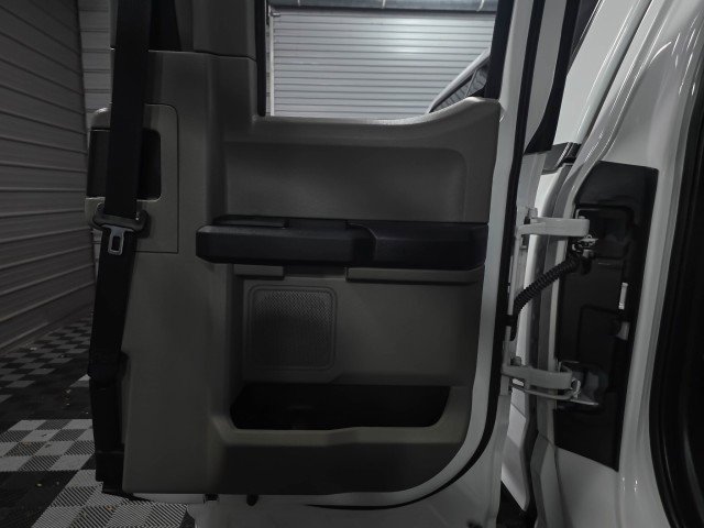 Used 2022 Ford F250 XL w/ Power Equipment Group AWD/4WD image 32