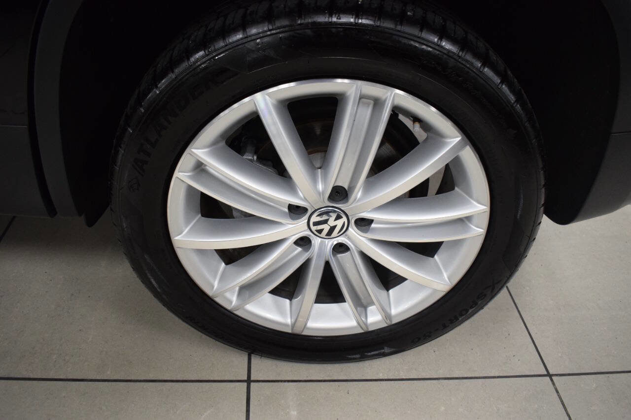 Used 2016 Volkswagen Tiguan SE image 8