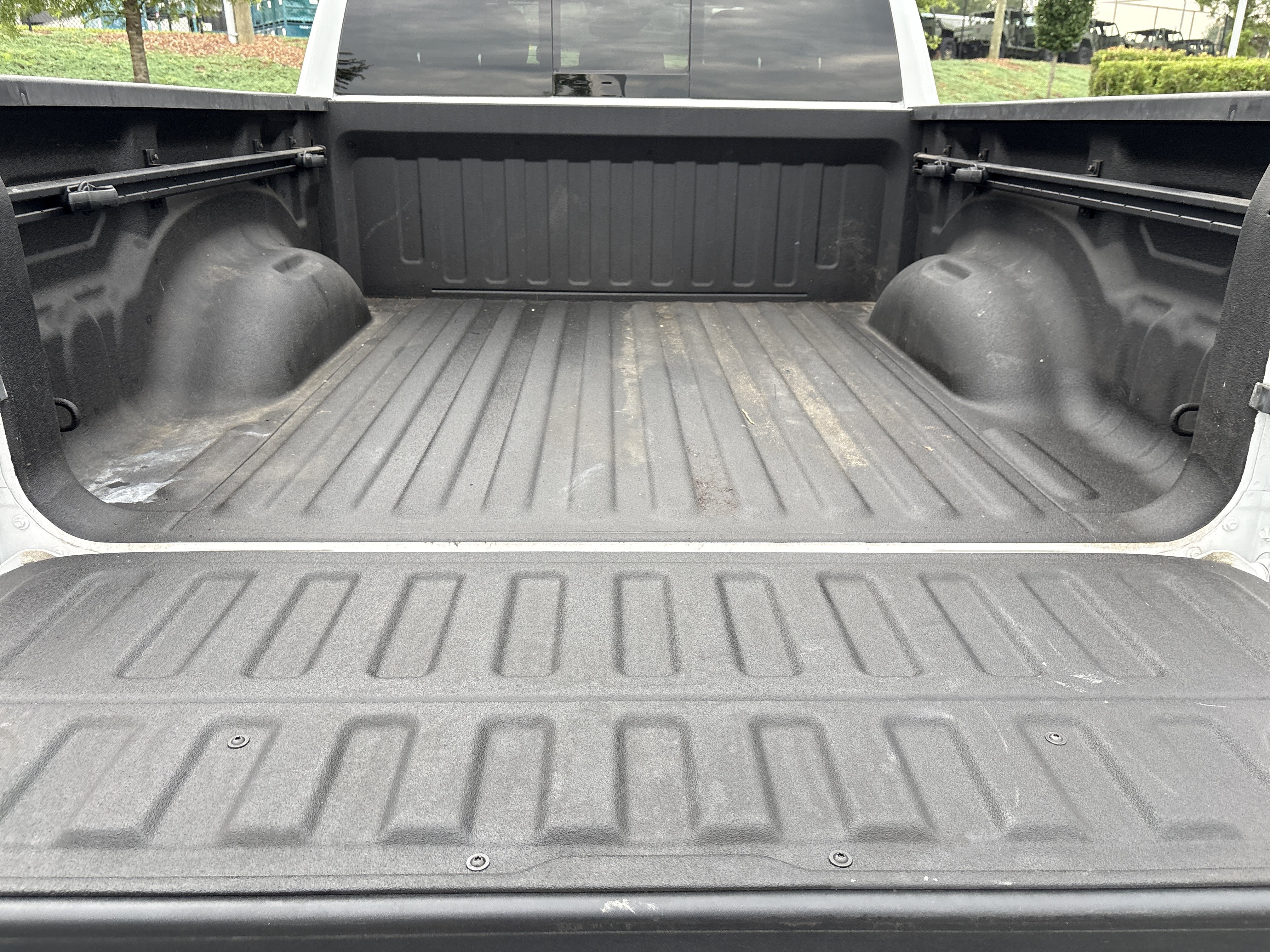 Used 2022 RAM 1500 Big Horn AWD/4WD image 35