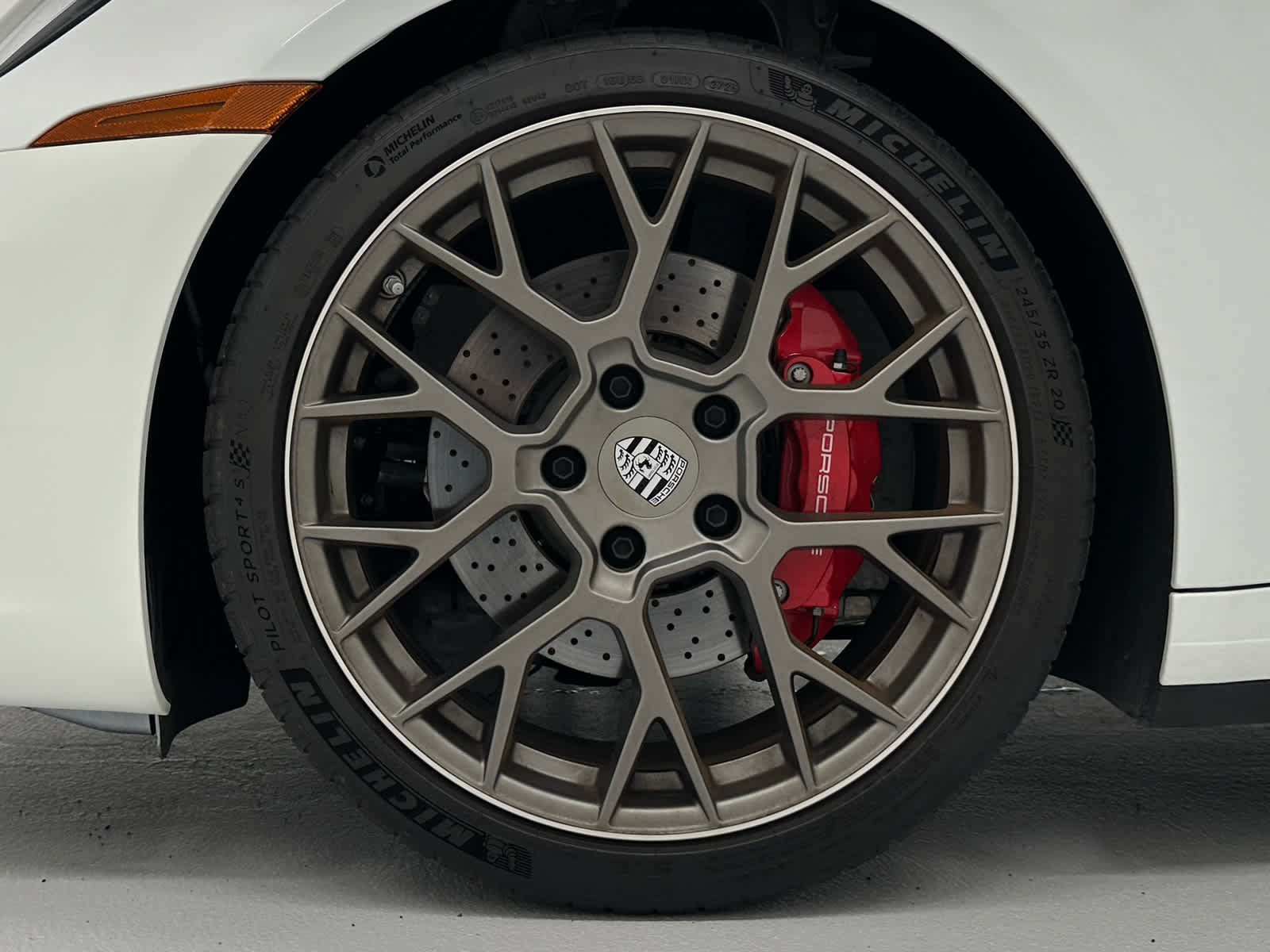 Used 2024 Porsche 911 Carrera S RWD image 9