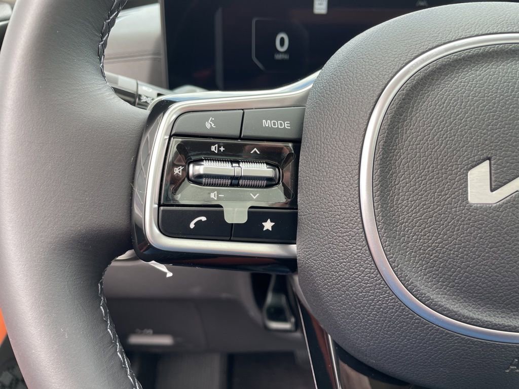 New 2026 Kia Carnival SX FWD image 27