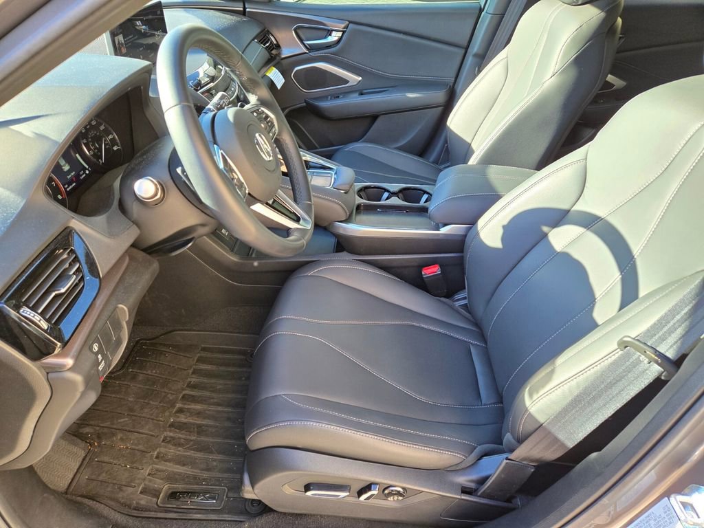 Used 2025 Acura RDX SH-AWD image 6