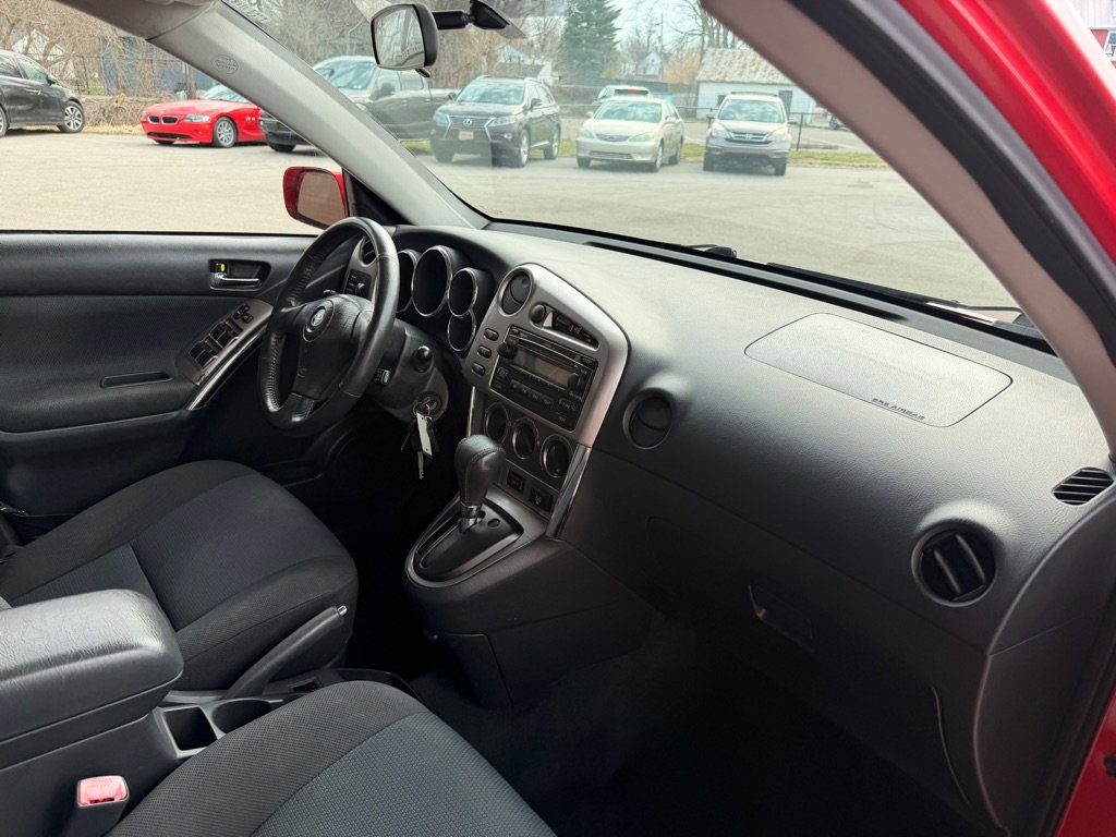 Used 2008 Toyota Matrix XR image 16