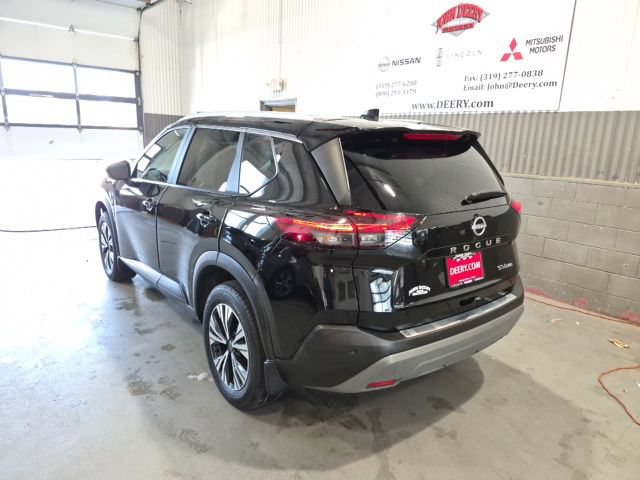 Certified 2023 Nissan Rogue SV w/ SV Premium B Package AWD/4WD image 5