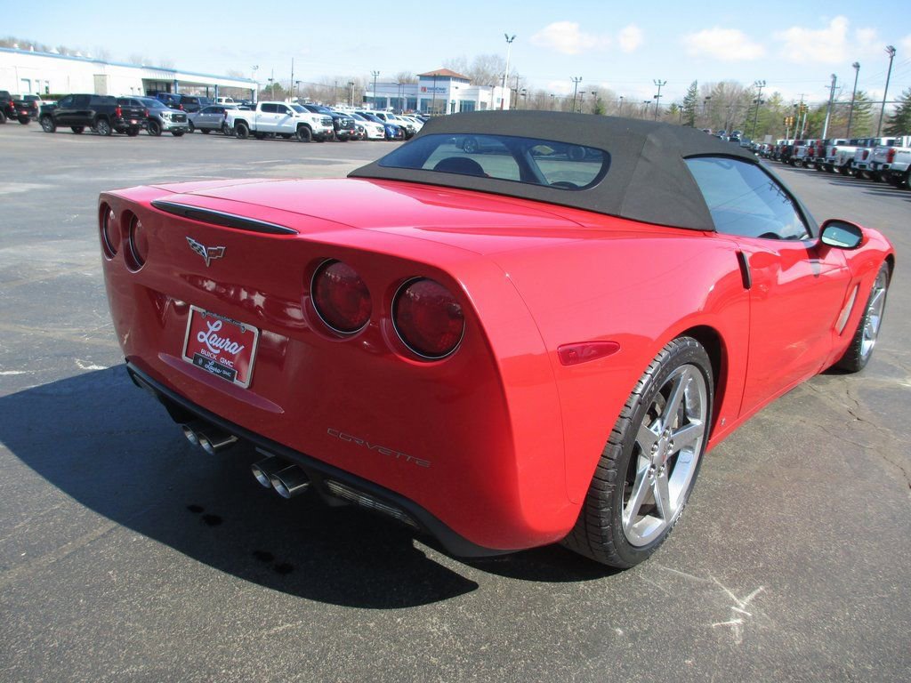 Used 2007 Chevrolet Corvette Convertible w/ Preferred Equipment Group image 5