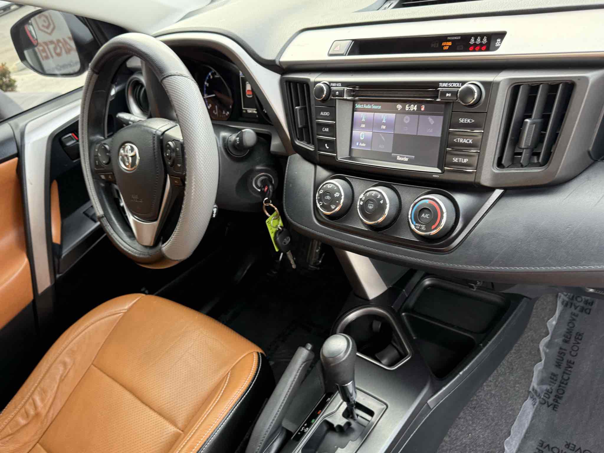 Used 2017 Toyota RAV4 LE image 43