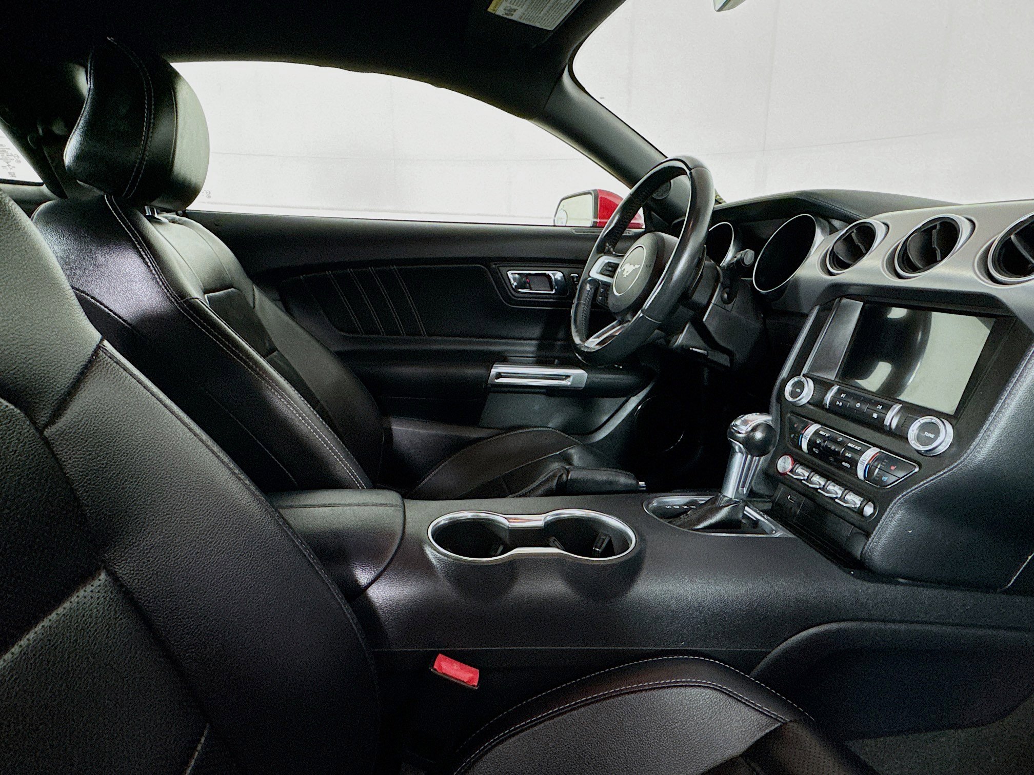 Used 2021 Ford Mustang Premium image 24