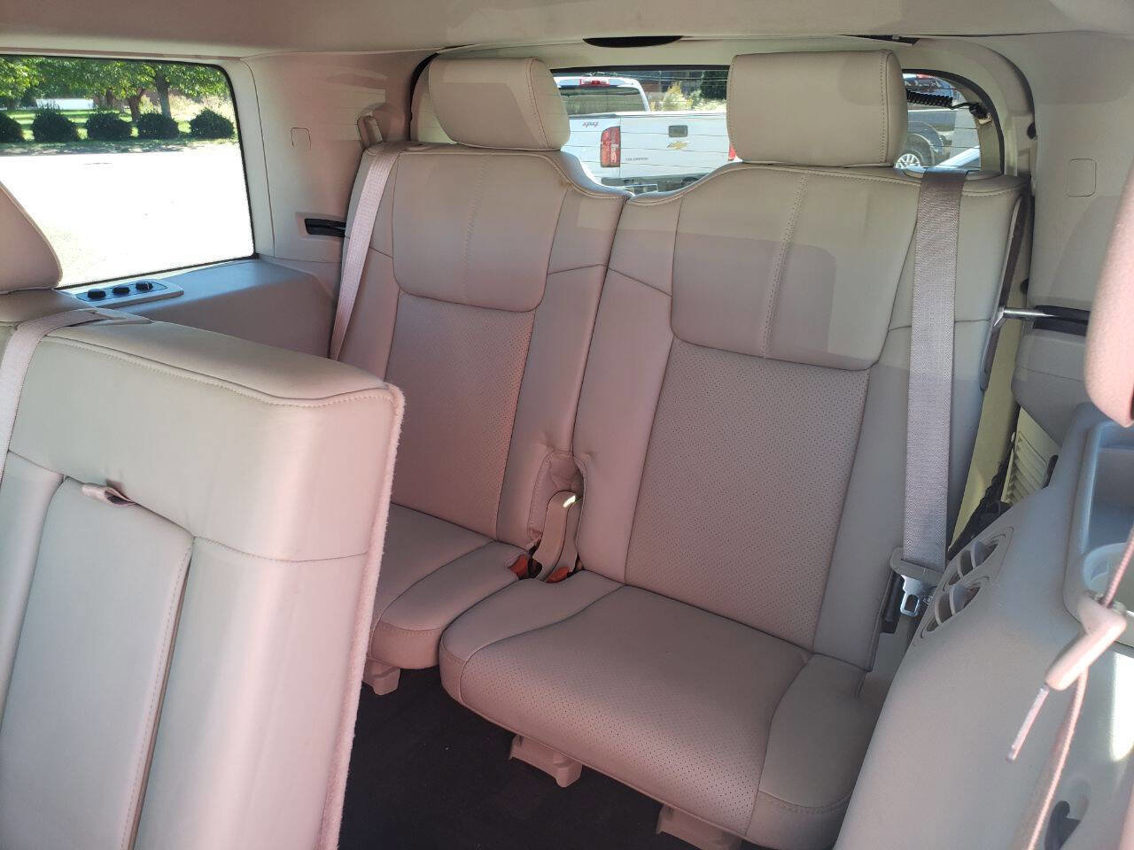 Used 2007 Jeep Commander Limited image 13