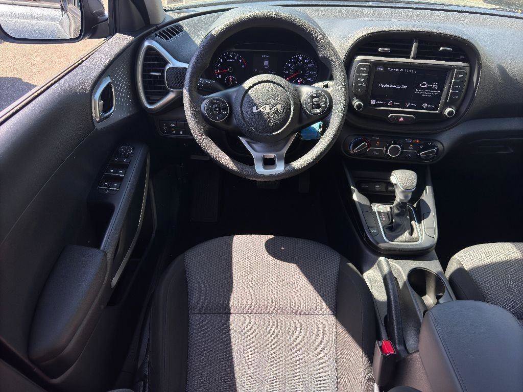 Certified 2022 Kia Soul LX w/ Technology Package image 24