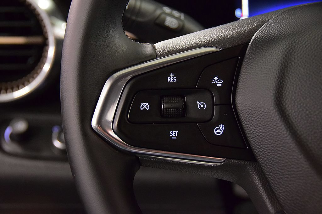 Used 2024 Chevrolet Trax ACTIV w/ Driver Confidence Package FWD image 19