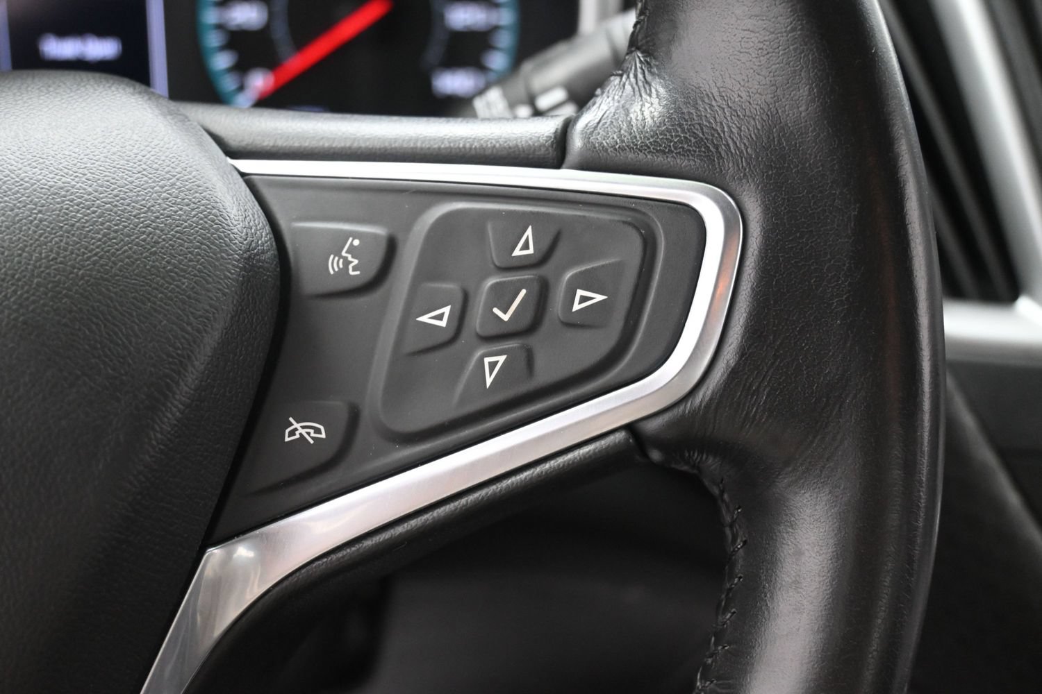 Used 2022 Chevrolet Malibu LT w/ Redline Edition FWD image 21